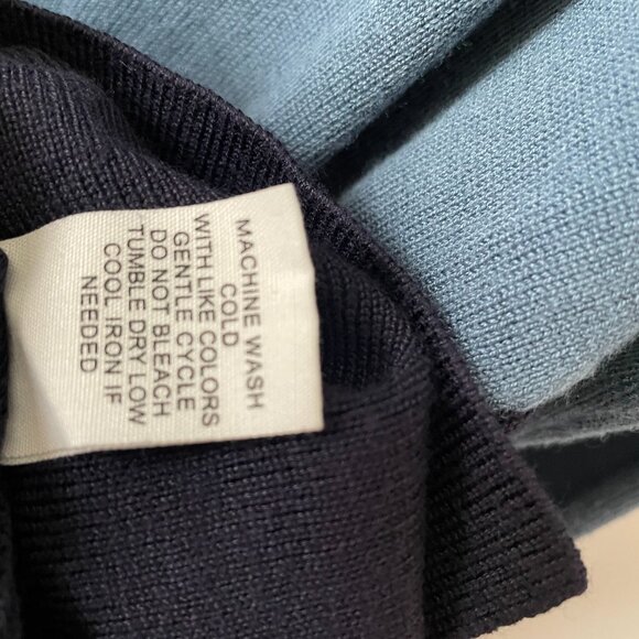 89th + Madison Womens Pale Blue And Navy V Neck Asymmetrical Hem Sweater Size L - Picture 8 of 11